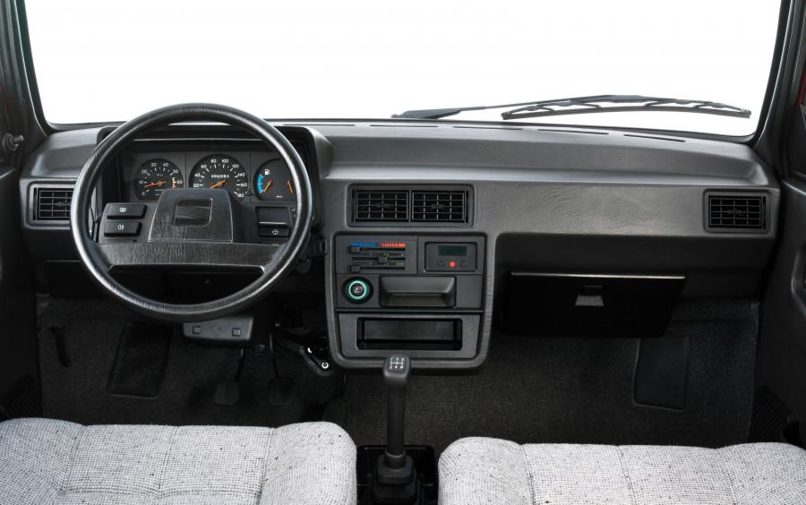  Seat Ibiza 3-Door 1984 года  (фото 2 из 9)